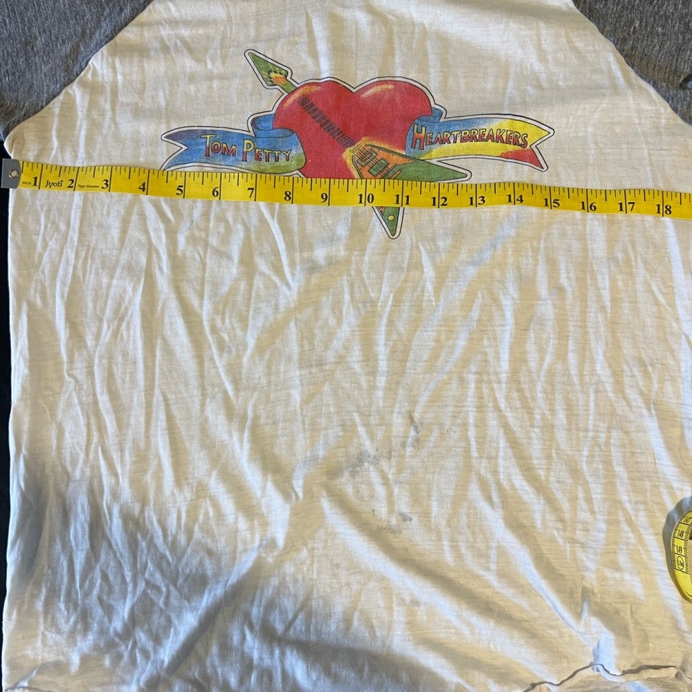 Vintage 1980s Tom Petty shirt - Picture 3 of 4